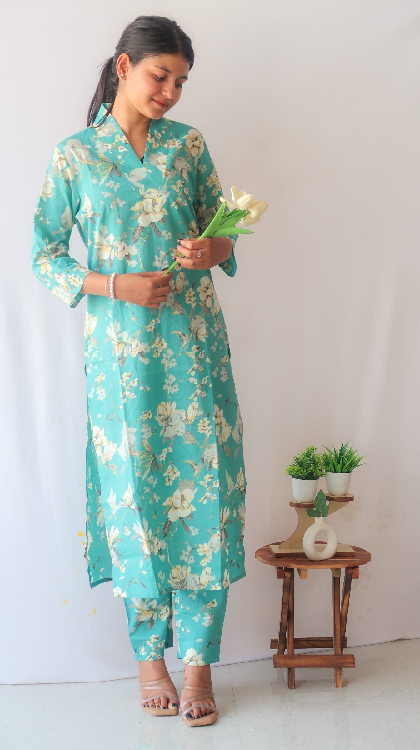 Turquoise Garden V-Neck Suit Set