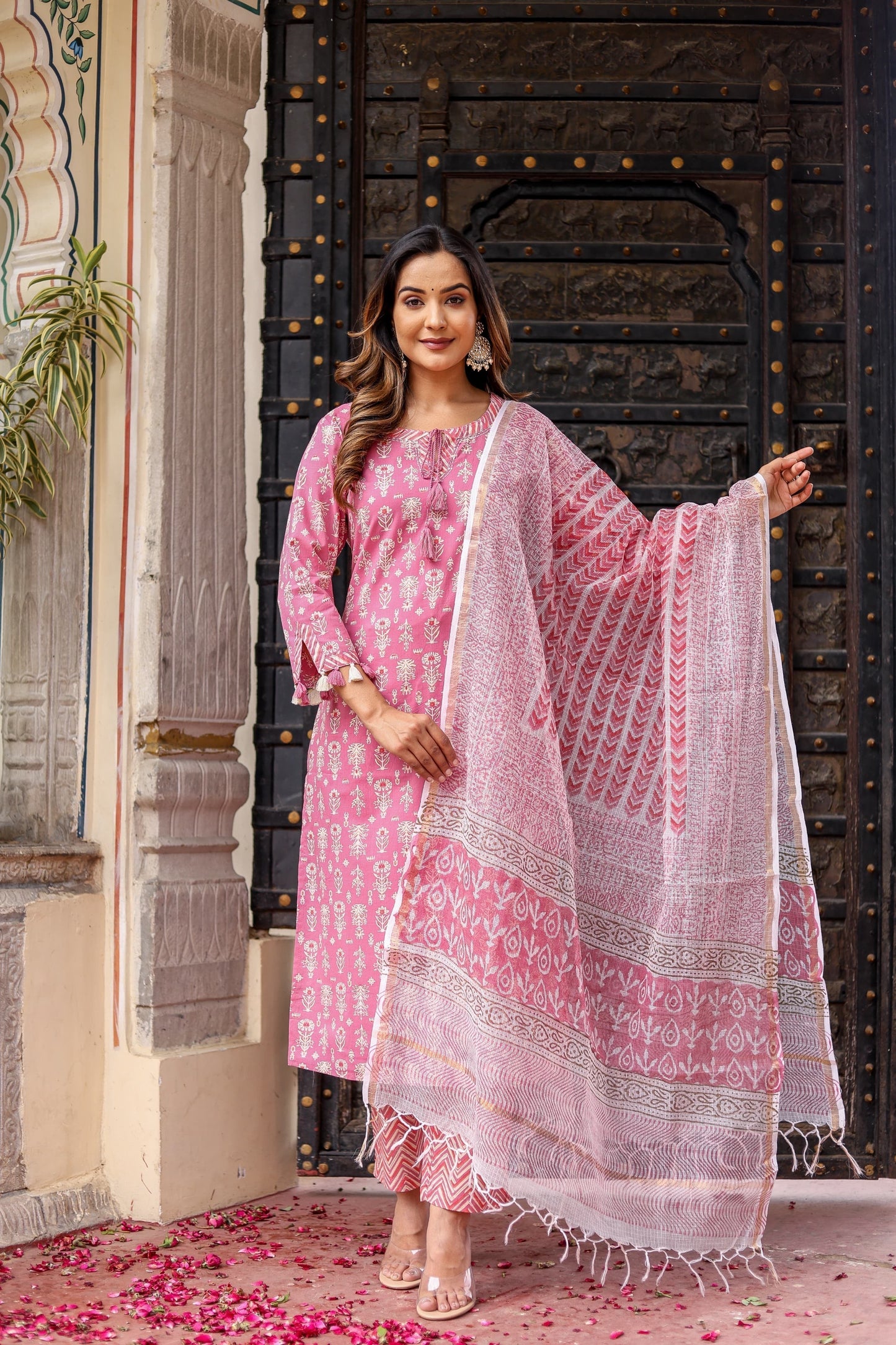 Gulabi Grace Delight Suit Set - Doriya