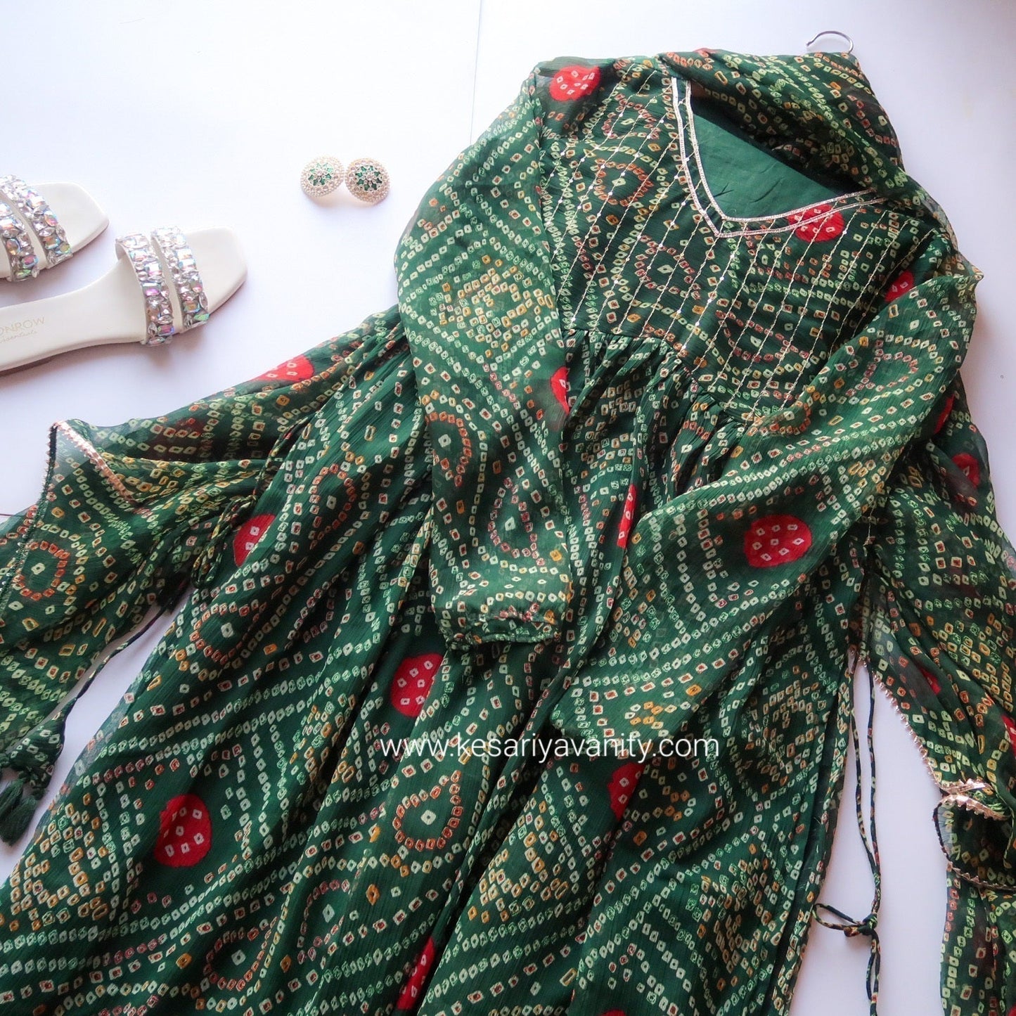 GREEN BANDHEJ PRINT SALWAR SUIT