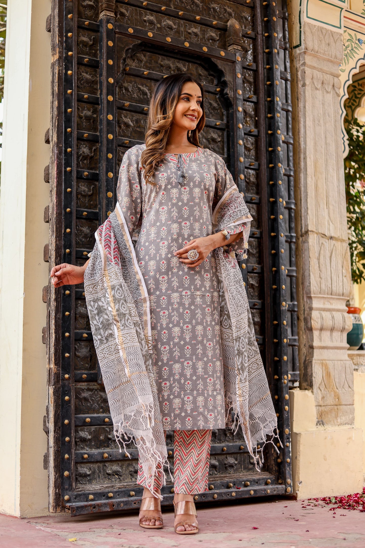 Ruhani Grey Delight Suit Set -Doriya
