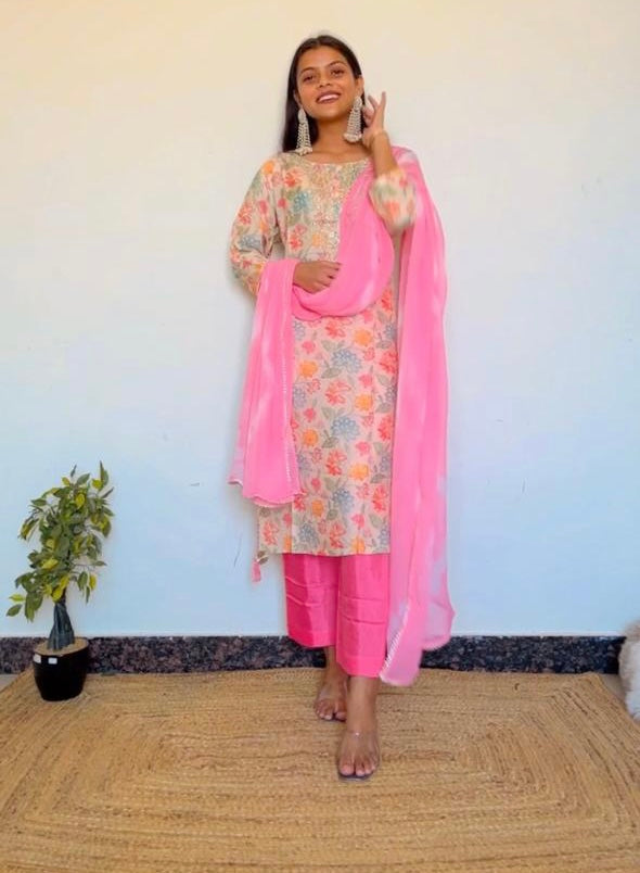 Floral Zariwork Suit Set