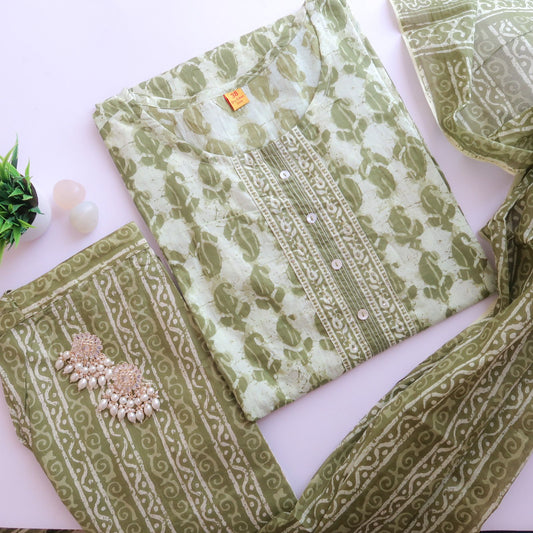 Paheli Hu mai Cotton Suit